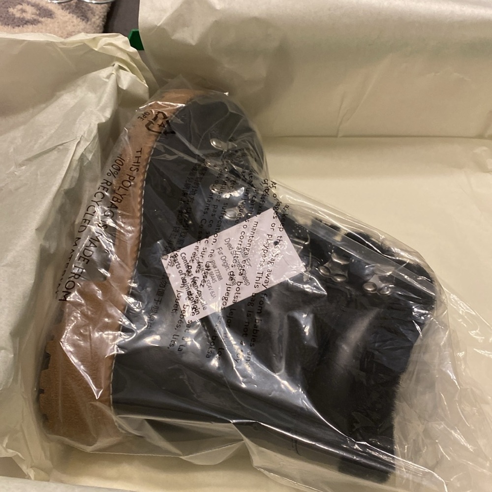 J Crew Nordic boots black NIB - Picture 5 of 8